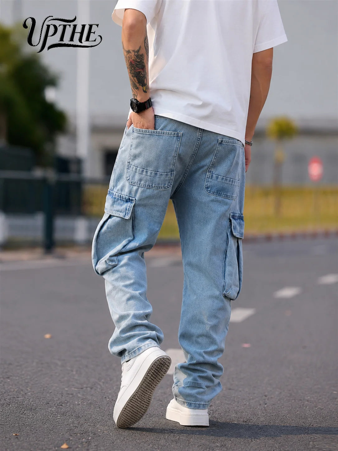 UP.THE Men Light Wash Cargo Baggy Wide Leg Jeans, Y2K Oversized Loose Denim Pants, Multi Pocket Streetwear Trousers for Daily Outfits