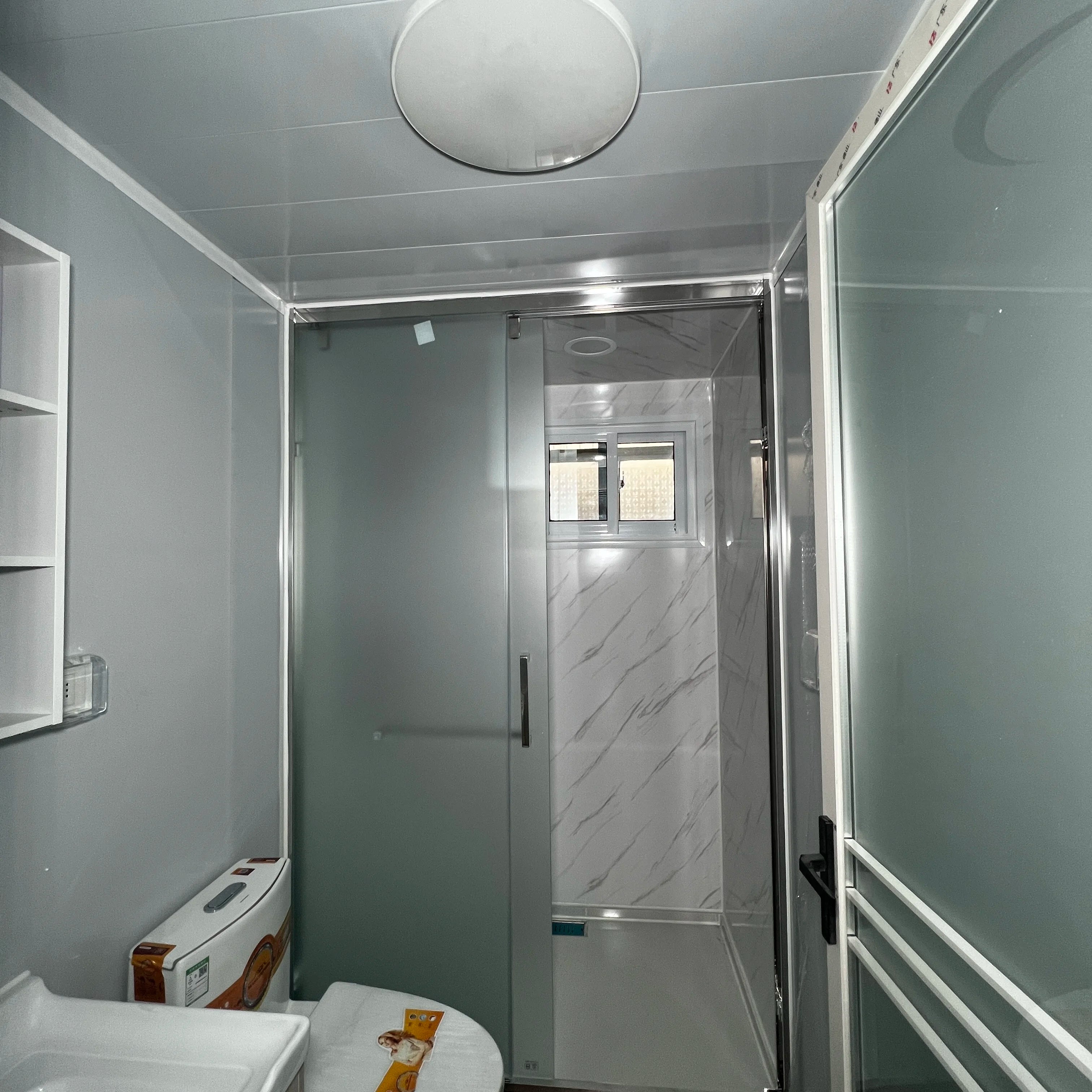 20/40-foot Container Houses Folding Houses Mobile Homes Modern Design Hotel Gym Use Luxuriously Configured Expandable Studios